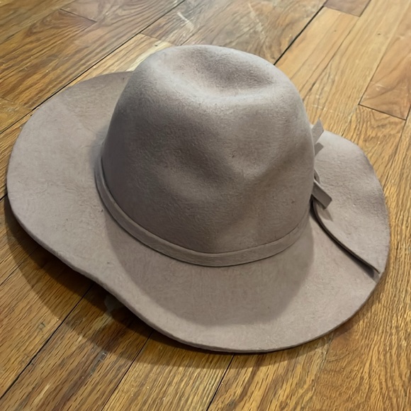Suede Hat 👒 - Picture 3 of 3